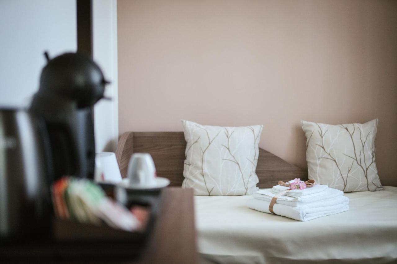 Villa Cadjla B&B Bari Eksteriør billede